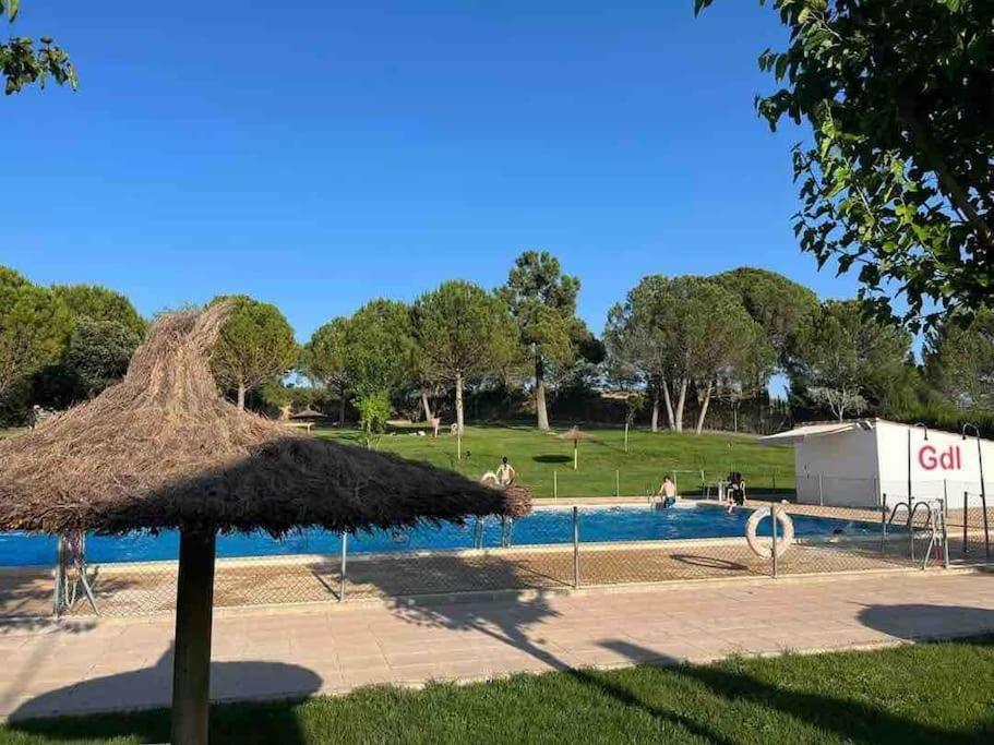 הוילה Graja de Iniesta Agradable Casa Con Chimenea Interior Y Barbacoa. מראה חיצוני תמונה